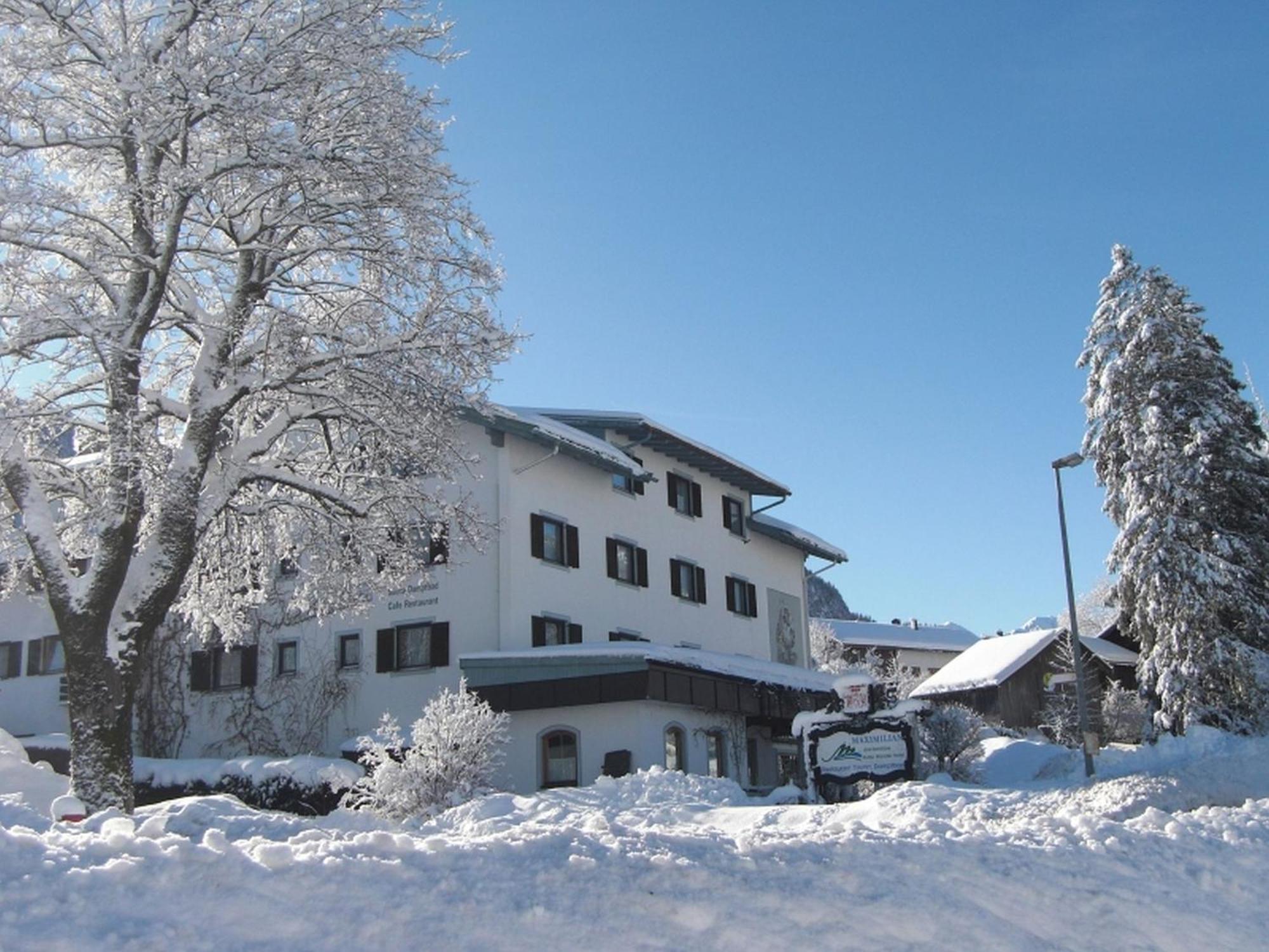 Hotel Maximilian Reutte Exterior photo
